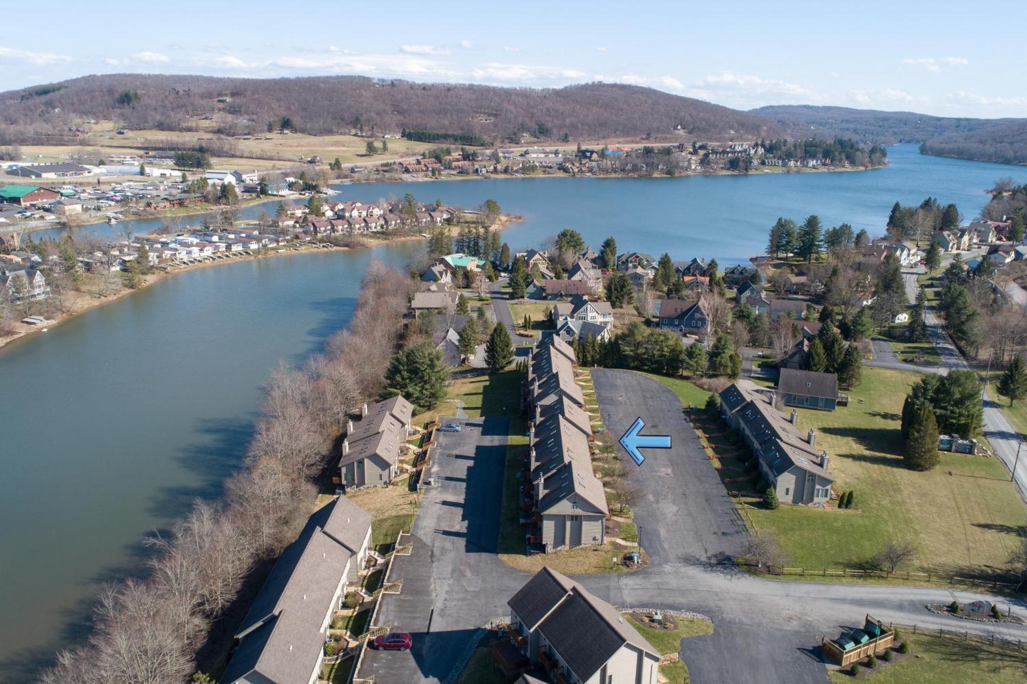 Deep Creek Village МакГенрі Номер фото